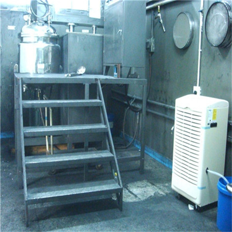 包裝廠使用除濕機(jī)的原因